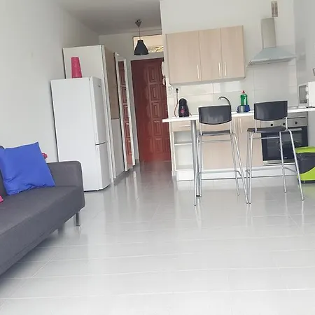 Apartamento Con Vistas Completo *